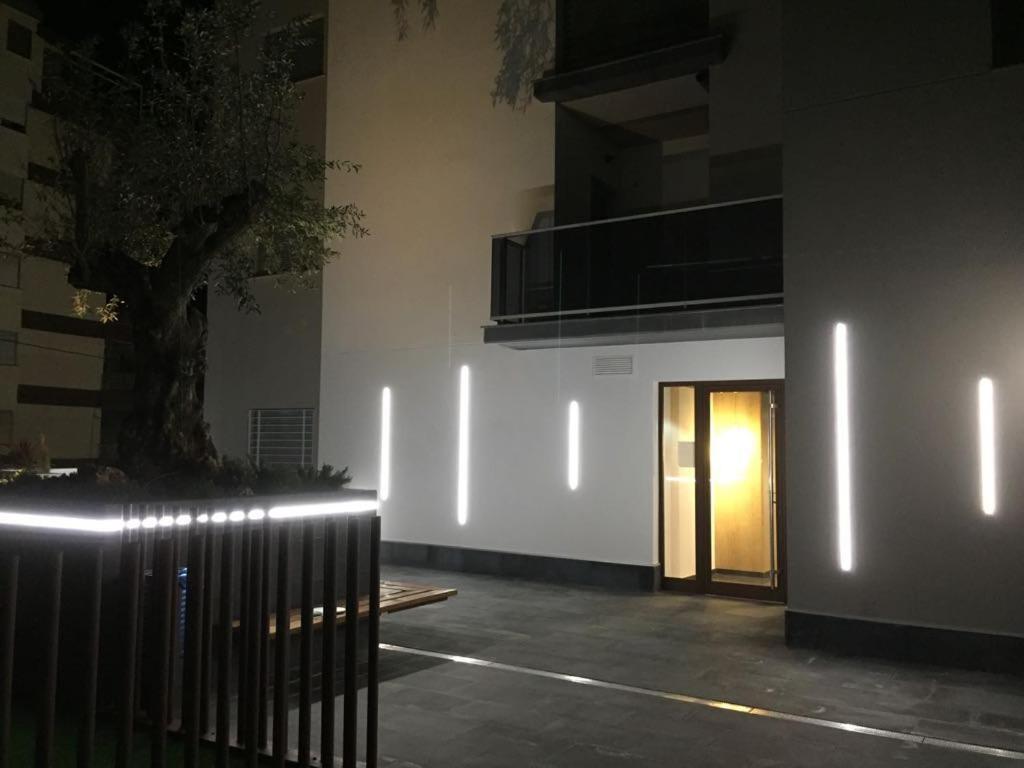 Edificio Attikos - Solo Familias Apartamento Gandía Exterior foto